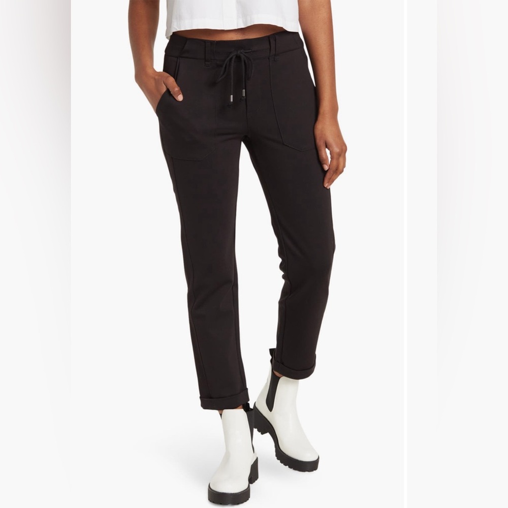 Democracy “Ab leisure” pants.